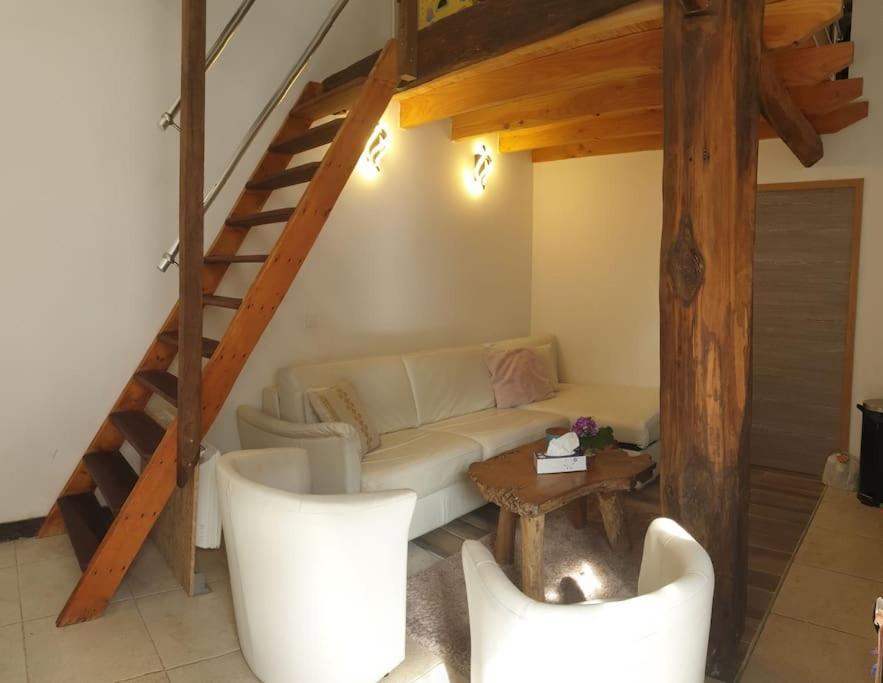 L'Huile Et L'Eau Apartment Antraigues Exterior photo
